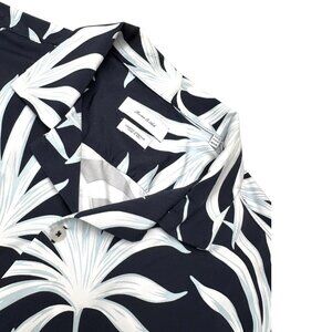 Porter Ash Kinetic Stretch Dark Navy White Floral Print Camp‎ Shir